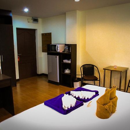 Sky Villa Hua Hin Guesthouse - Adults-Only Экстерьер фото